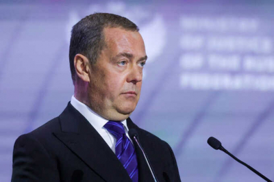 Медведев охарактеризовал двухнедельное перемирие на Ближнем Востоке как триумф Ирана