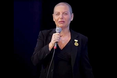 После прохождения курса химиотерапии Маргарита Симоньян впервые появилась на публике без парика