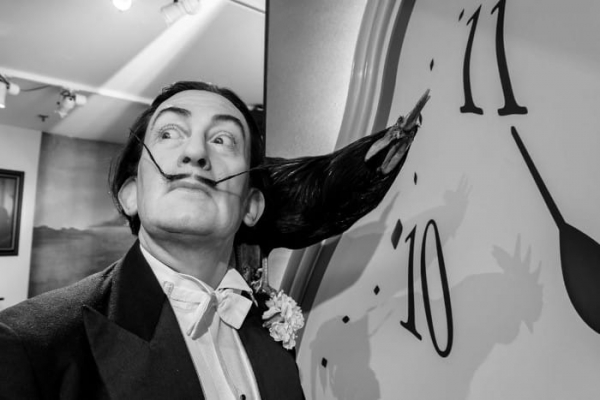 Зачем скуреи Сергей Ярошенко и Владимир Трекин из &laquo;КВС&raquo; снесли научный центр на Хрустальной