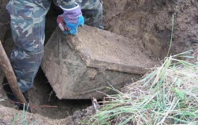 вы не поверите но они нашли старый спрятанный сундук